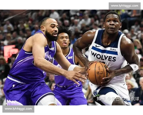 爵士鏖战森林狼西部对决攻防博弈焦点之夜新老核心碰撞赛季走势关键一战